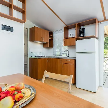 Campingplatz Camping Adria Mobile Homes In Brioni Sunny Camping Pula
