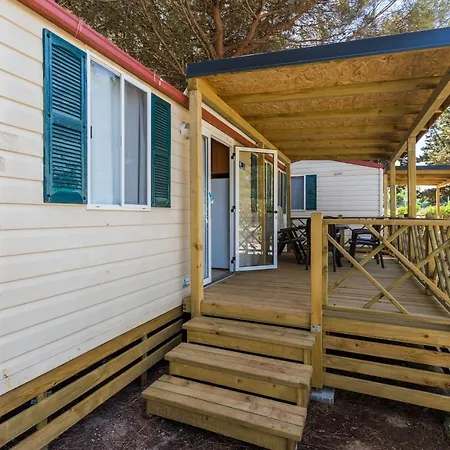 Camping Adria Mobile Homes In Brioni Sunny Camping 2* Póla