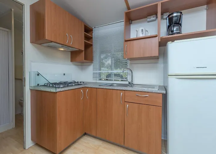 Camping Adria Mobile Homes In Brioni Sunny Camping 캠프장