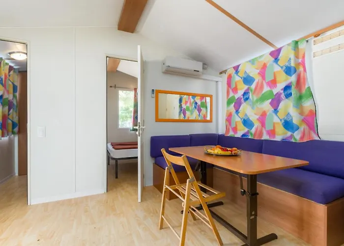 Camping Adria Mobile Homes In Brioni Sunny Camping 캠프장 2*